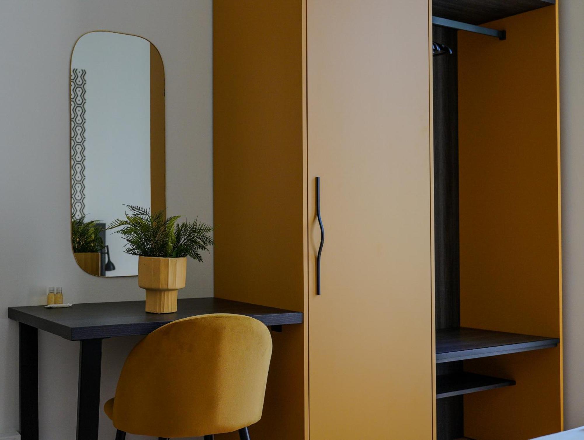 Feel - Mille Suites Bergamo Luaran gambar